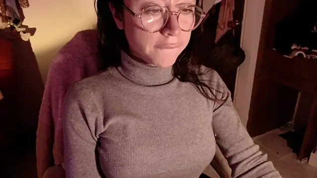 emily pearl  online show from 11/14/25, 10:57