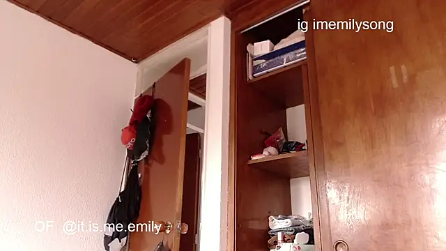 emily pearl  online show from 02/07/26, 08:17