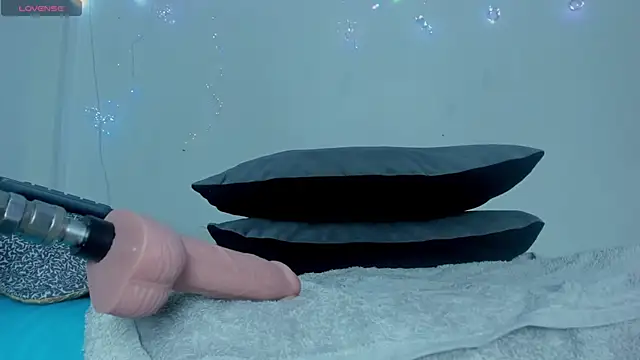 Snapshot of Veeronica_Smith chatting on 12/15/25, 01:39 Veeronica Smith online show from 12/15/25, 01:39