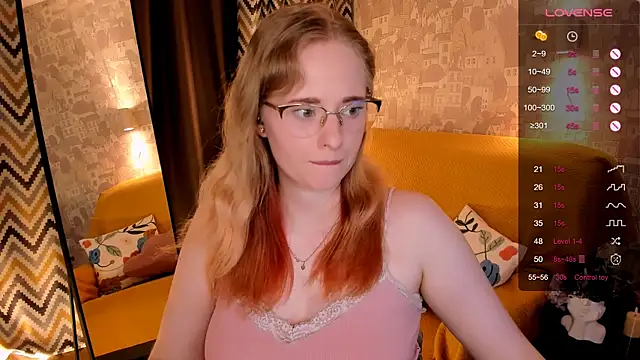 Snapshot of Aemilia_ chatting on 06/30/26, 02:11 Aemilia online show from 06/30/26, 02:11
