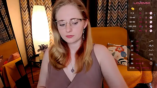 Aemilia  online show from 05/15/26, 08:34