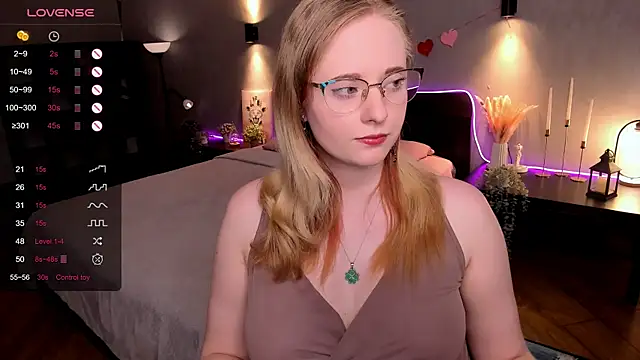 Aemilia  online show from 05/24/26, 08:47