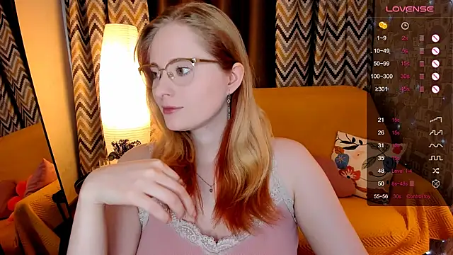 Aemilia  online show from 04/10/26, 08:32