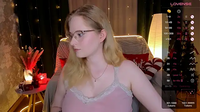 Aemilia  online show from 12/05/25, 08:46