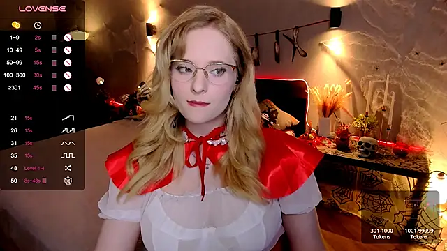 Aemilia  online show from 10/30/25, 08:23