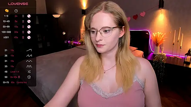 Aemilia  online show from 03/07/26, 08:43