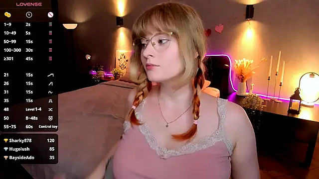 Aemilia  online show from 03/16/26, 08:51