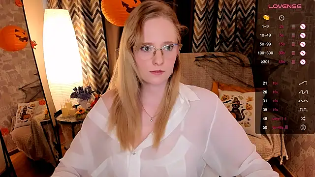 Aemilia  online show from 10/21/25, 08:14