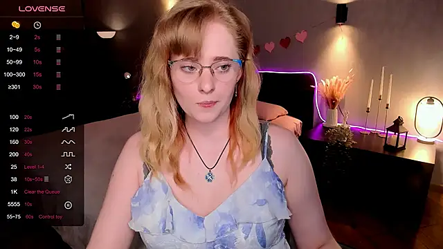 Aemilia  online show from 05/05/26, 08:28
