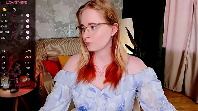 Snapshot of Aemilia_ chatting on 06/25/26, 08:52 Aemilia online show from 06/25/26, 08:52