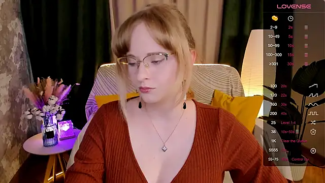 Aemilia  online show from 03/20/26, 08:37