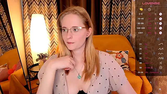 Aemilia  online show from 05/22/26, 08:34