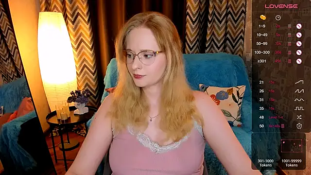 Aemilia  online show from 11/15/25, 08:29