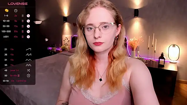 Aemilia  online show from 03/27/26, 08:22