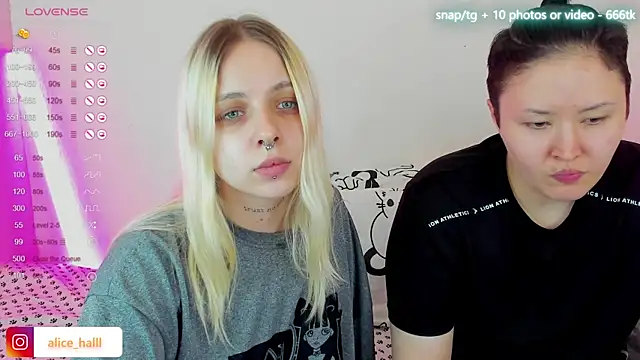 Snapshot of Alice_Halle chatting on 02/01/25, 04:11 Alice Halle online show from 02/01/25, 04:11