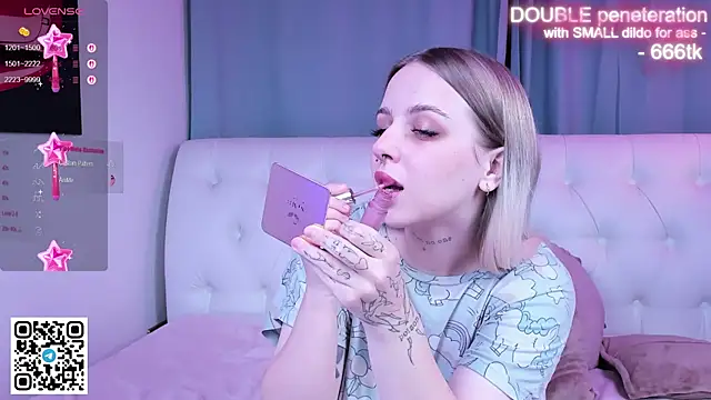 Alice Halle online show from 11/05/25, 02:14