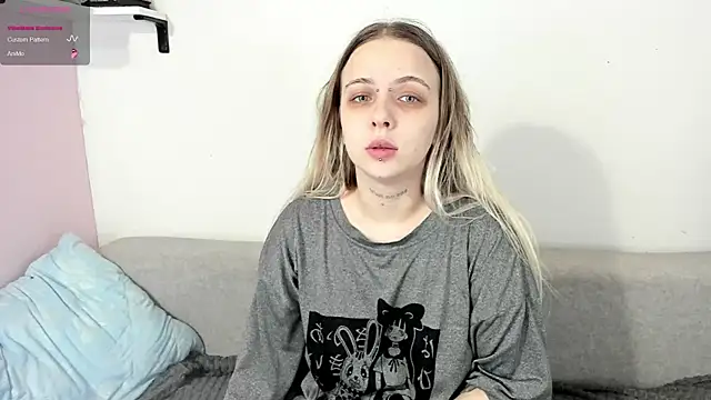 Alice Halle online show from 01/10/26, 02:23