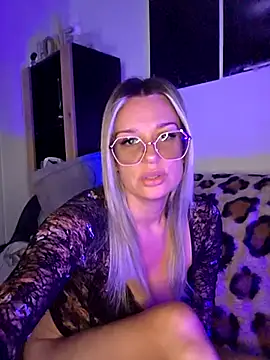 SpicyVicky online show from 03/27/26, 05:38