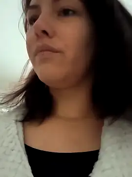 Linalicious online show from 10/30/25, 09:07