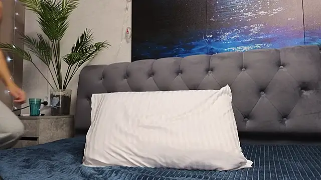 Snapshot of Strip-Lady chatting on 03/21/26, 11:58 Strip-Lady online show from 03/21/26, 11:58