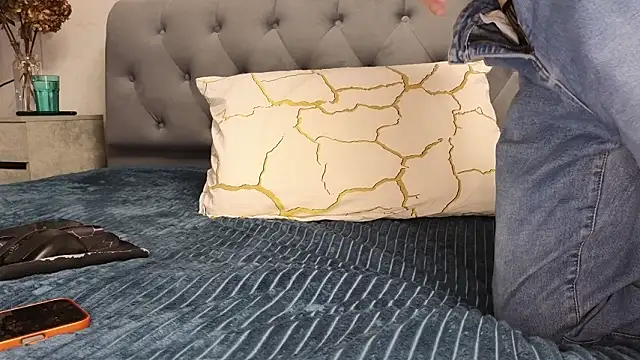 Snapshot of Strip-Lady chatting on 02/02/26, 12:15 Strip-Lady online show from 02/02/26, 12:15