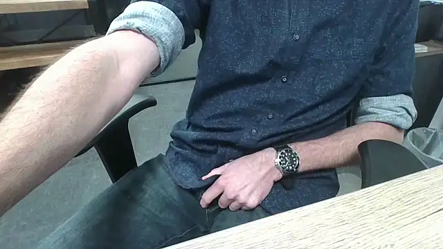 Michealtje85 online show from 01/15/26, 04:10