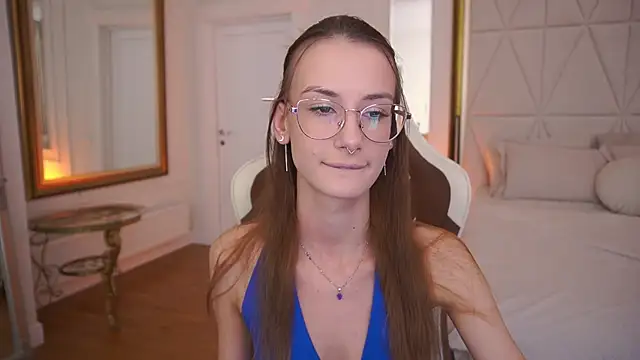 CozyMell online show from 02/16/26, 02:16