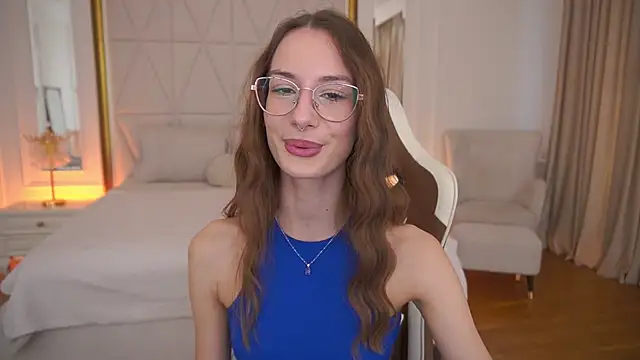 CozyMell online show from 02/23/26, 02:17