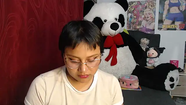 Snapshot of SWEETT_CORY chatting on 02/08/26, 02:09 SWEETT CORY online show from 02/08/26, 02:09