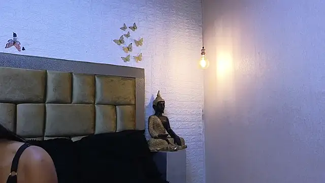 Snapshot of ximenawilliamss chatting on 12/18/25, 09:29 ximenawilliamss online show from 12/18/25, 09:29