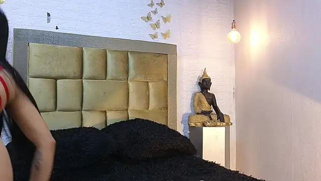 ximenawilliamss online show from 05/17/26, 11:54