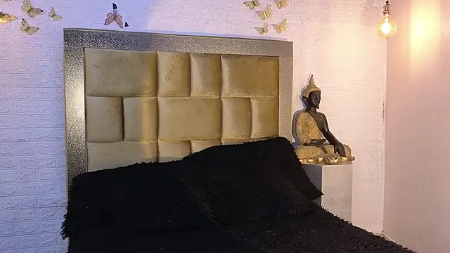 ximenawilliamss online show from 12/21/25, 10:21