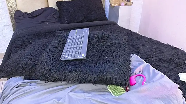 Snapshot of ximenawilliamss chatting on 11/03/25, 11:25 ximenawilliamss online show from 11/03/25, 11:25