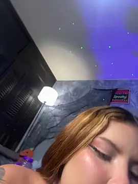 Snapshot of antonelaswete02 chatting on 10/29/25, 11:36 antonelaswete02 online show from 10/29/25, 11:36