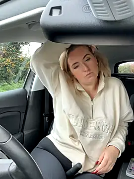 Rebeccaxxx online show from 11/07/25, 11:04