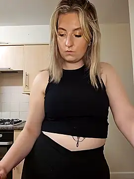 Rebeccaxxx online show from 12/31/24, 07:18