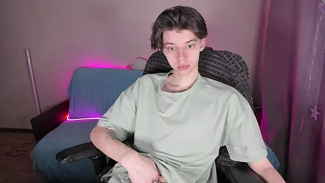 Liam sexy1 online show from 03/13/25, 05:11