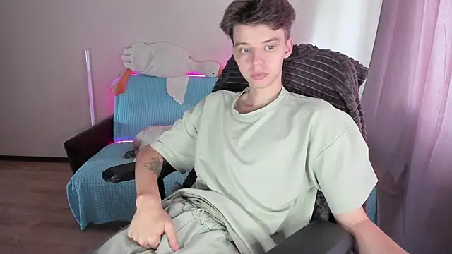 Liam sexy1 online show from 09/26/25, 08:32