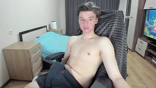 Snapshot of Liam_sexy1 chatting on 04/23/26, 04:30 Liam sexy1 online show from 04/23/26, 04:30