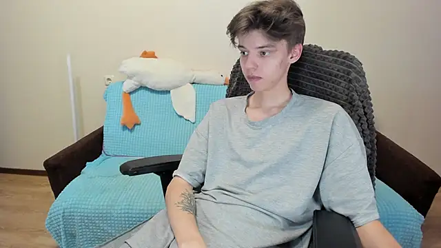 Liam sexy1 online show from 10/21/25, 12:59