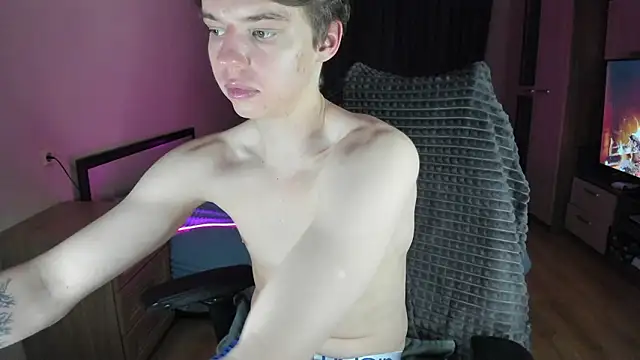 Liam sexy1 online show from 02/03/26, 02:55