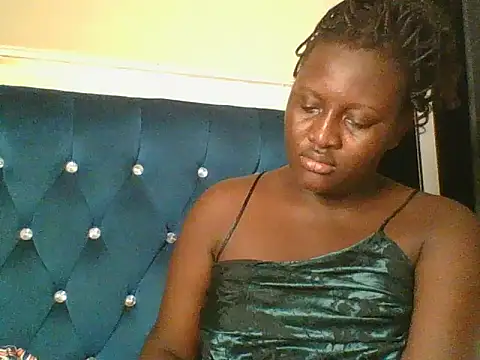 Snapshot of Heavy_ass chatting on 03/17/26, 06:55 Heavy ass online show from 03/17/26, 06:55