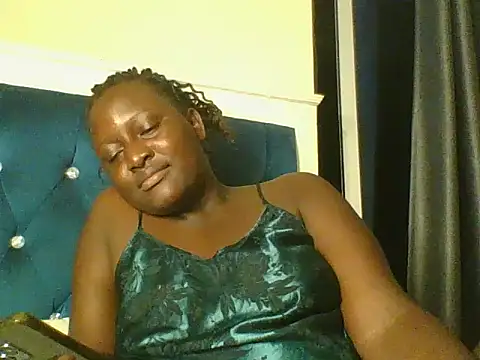 Snapshot of Heavy_ass chatting on 03/15/26, 06:59 Heavy ass online show from 03/15/26, 06:59