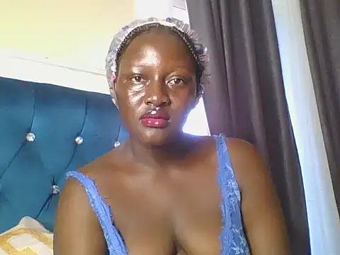 Snapshot of Heavy_ass chatting on 01/09/26, 06:09 Heavy ass online show from 01/09/26, 06:09