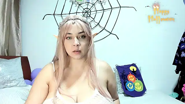 SuzyGamingFairy online show from 11/03/25, 12:38