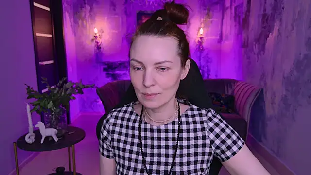 VandaRossi online show from 03/02/25, 05:12