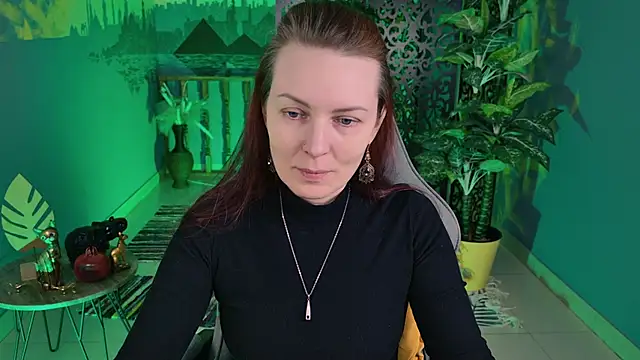 VandaRossi online show from 11/29/25, 09:09