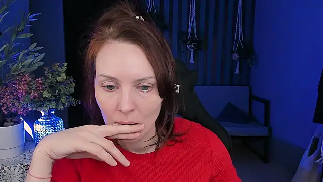 VandaRossi online show from 09/16/25, 08:48