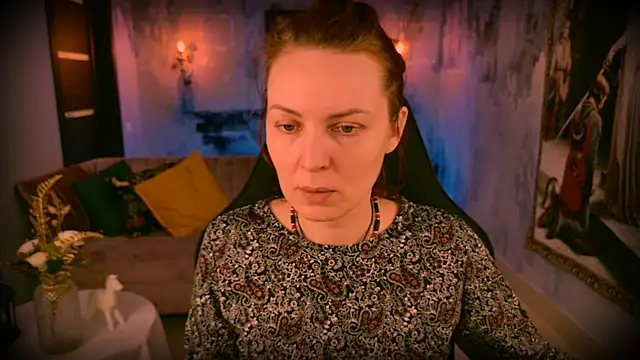 VandaRossi online show from 10/20/25, 09:32