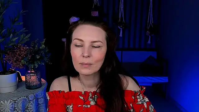 VandaRossi online show from 09/23/25, 06:53